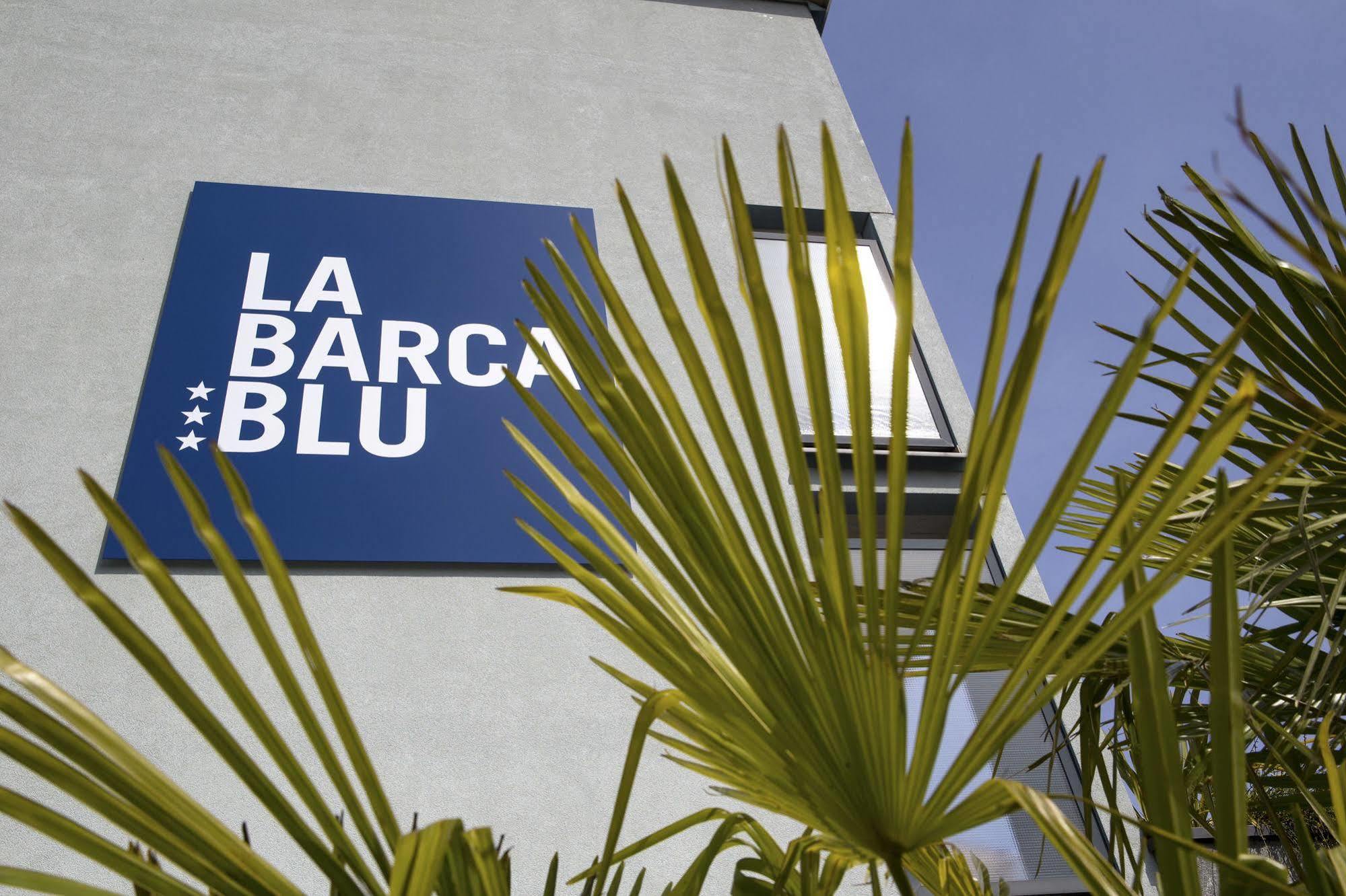 La Barca Blu Muralto Exterior foto