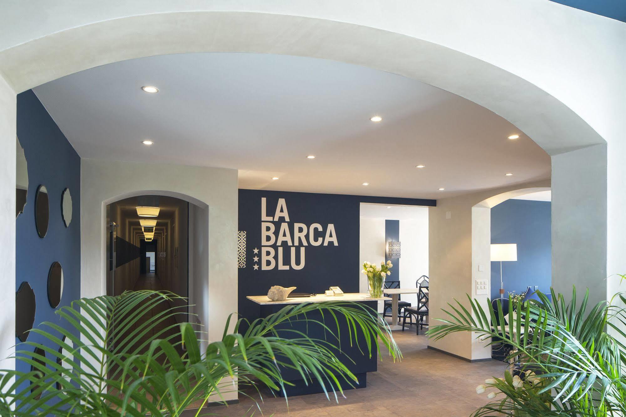 La Barca Blu Muralto Exterior foto